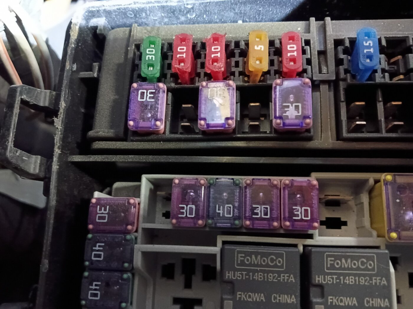A photographed fuse panel, kept as a visual project record.